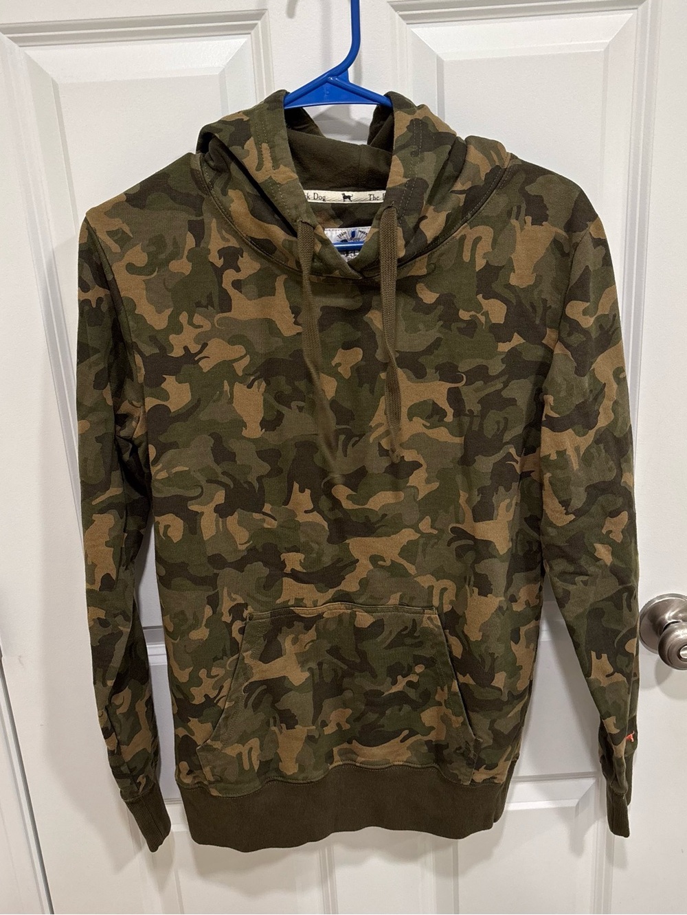 The Black Dog Classic Camouflage Pullover Sweatshirt Hoodie Womens U.S. XXS